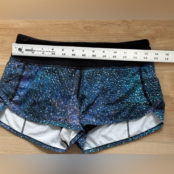 Lululemon Speed Short (4-way Stretch 2 1/2") Strive Multi Black / Black - Picture 4 of 11